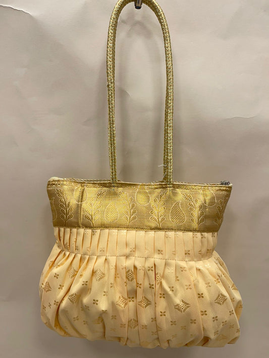 Cream Banarasi Hand Bag HBG_49