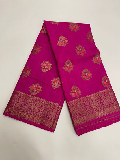Radiant Elegance: Faishana Pure Silk Handloom Hot Magenta Munga Silk Minakari Copper Zari Booti Saree with Magenta Blouse