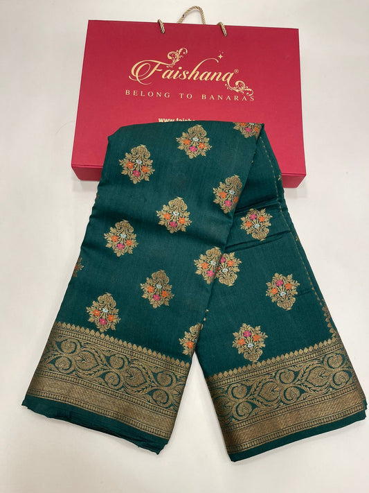 Emerald Elegance: Faishana Pure Silk Handloom Dark Green Munga Silk Minakari Zari Boota Banarasi Saree paired with Dark Green Blouse
