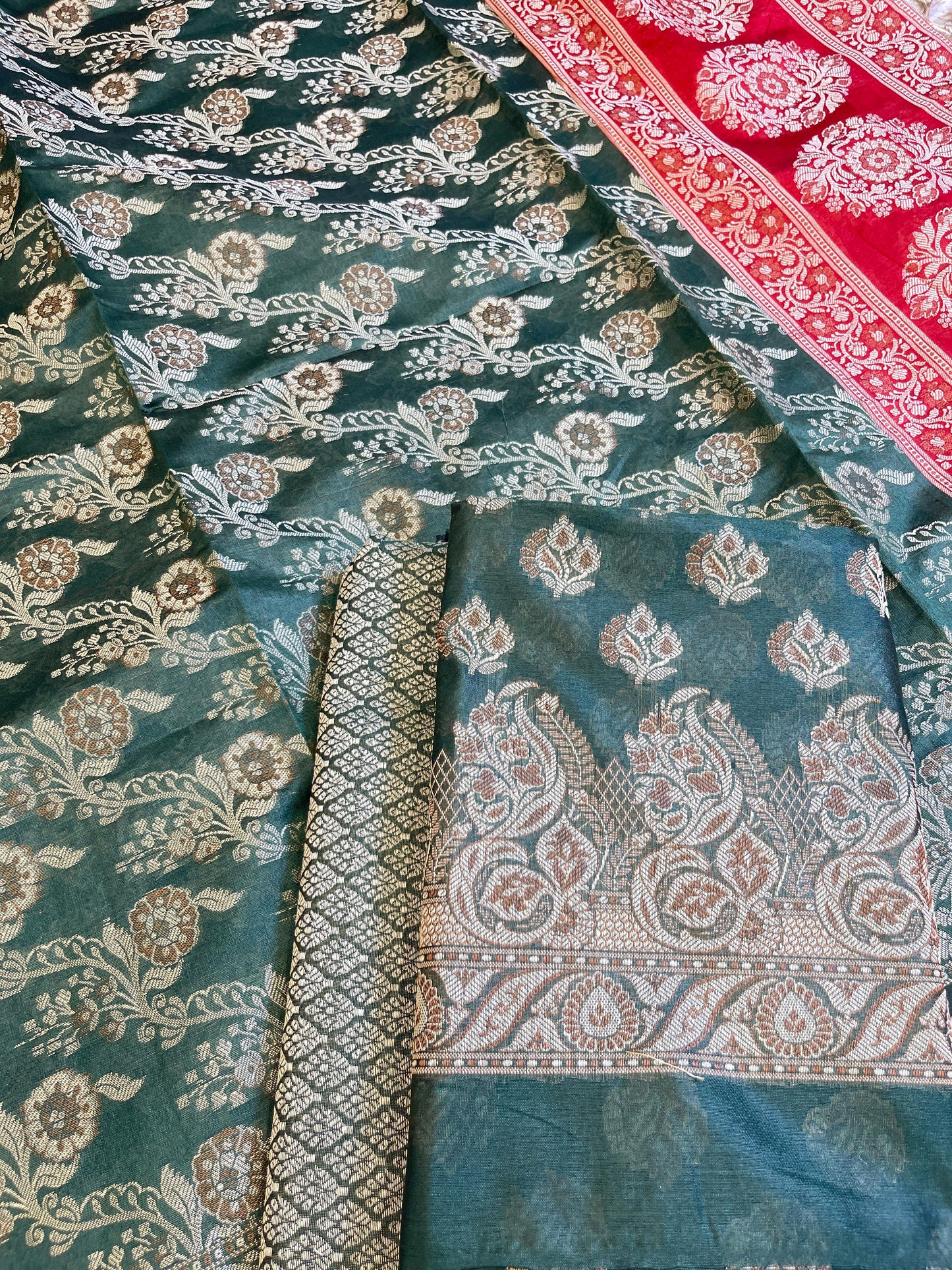 Darkgreen Cotton Floral Resham Booti Contrast Red Dupatta Banarasi Suit 600AJ_PJS14