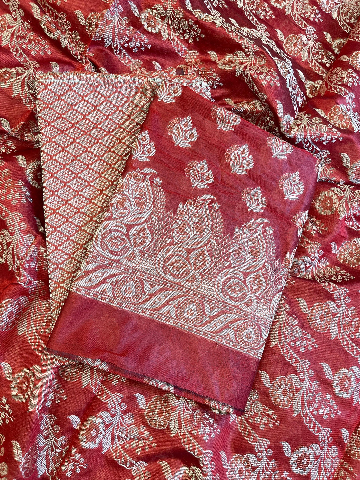 Red Cotton Floral Resham Booti Contrast Darkgreen Dupatta Banarasi Suit 600AJ_PJS15