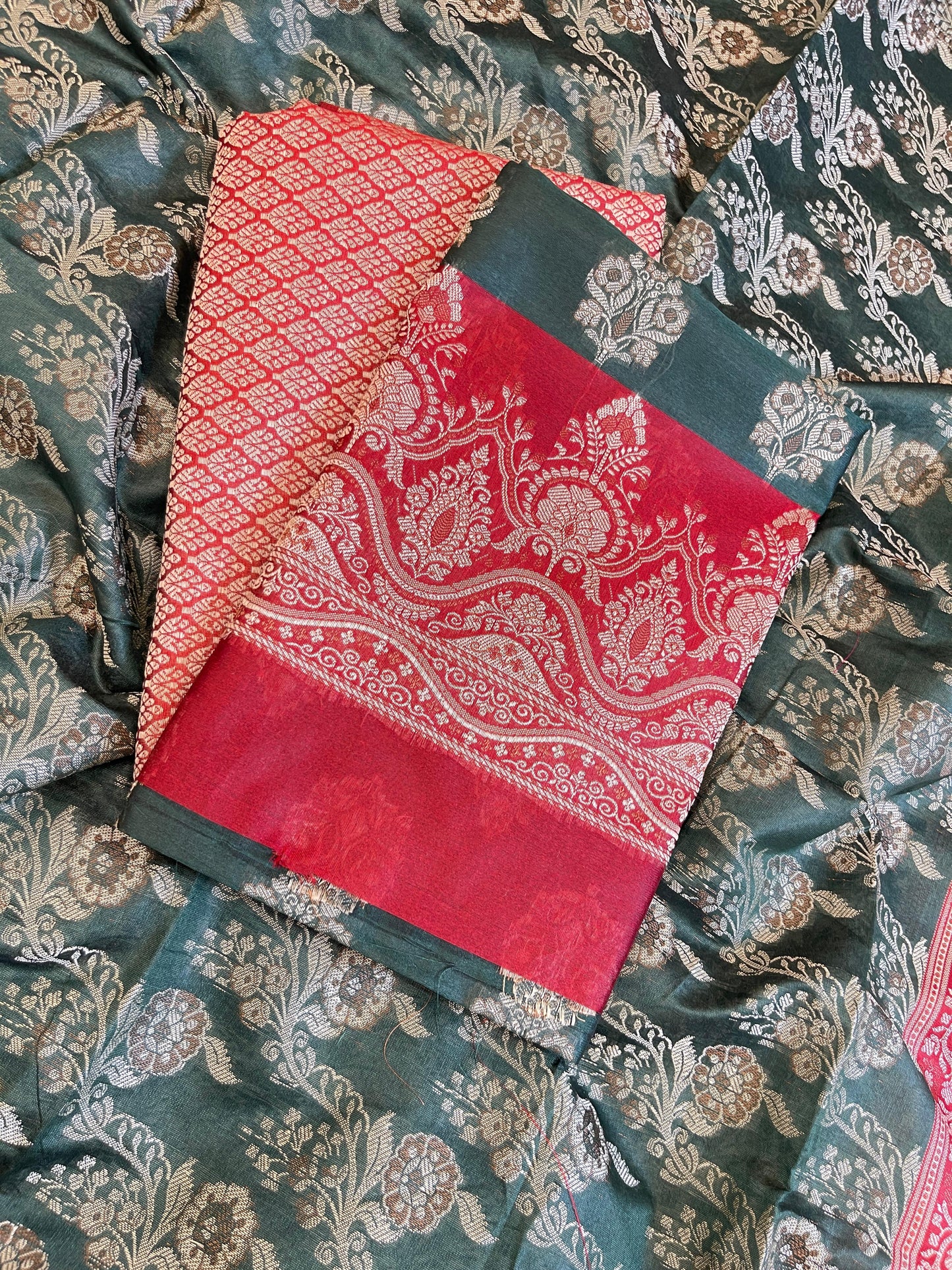 Darkgreen Cotton Alfi Resham Floral Boota Contrast Red Border Banarasi Suit 600AJ_PJS7