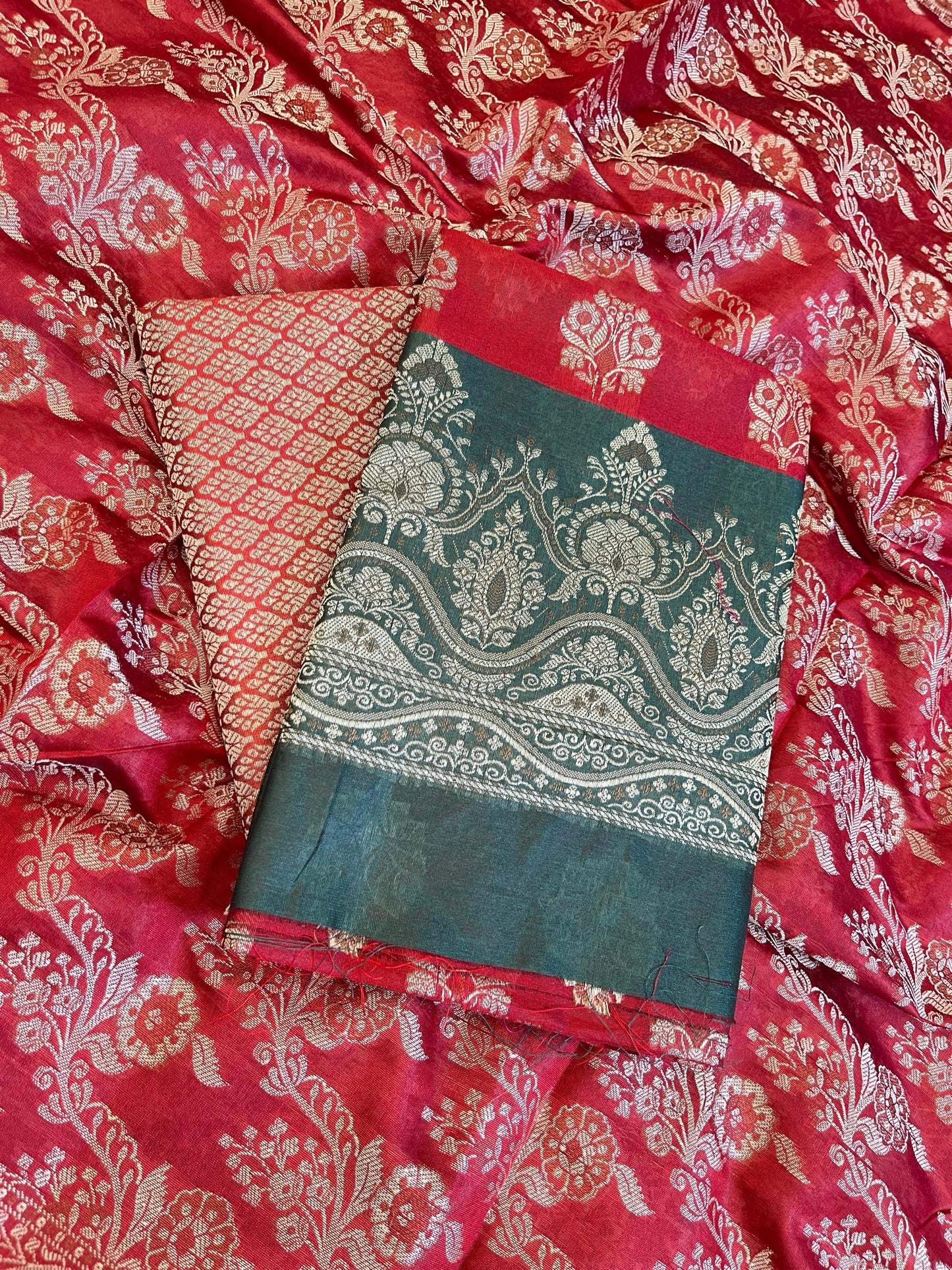 Red Cotton Alfi Resham Floral Boota Contrast Darkgreen Border Banarasi Suit 600AJ_PJS9