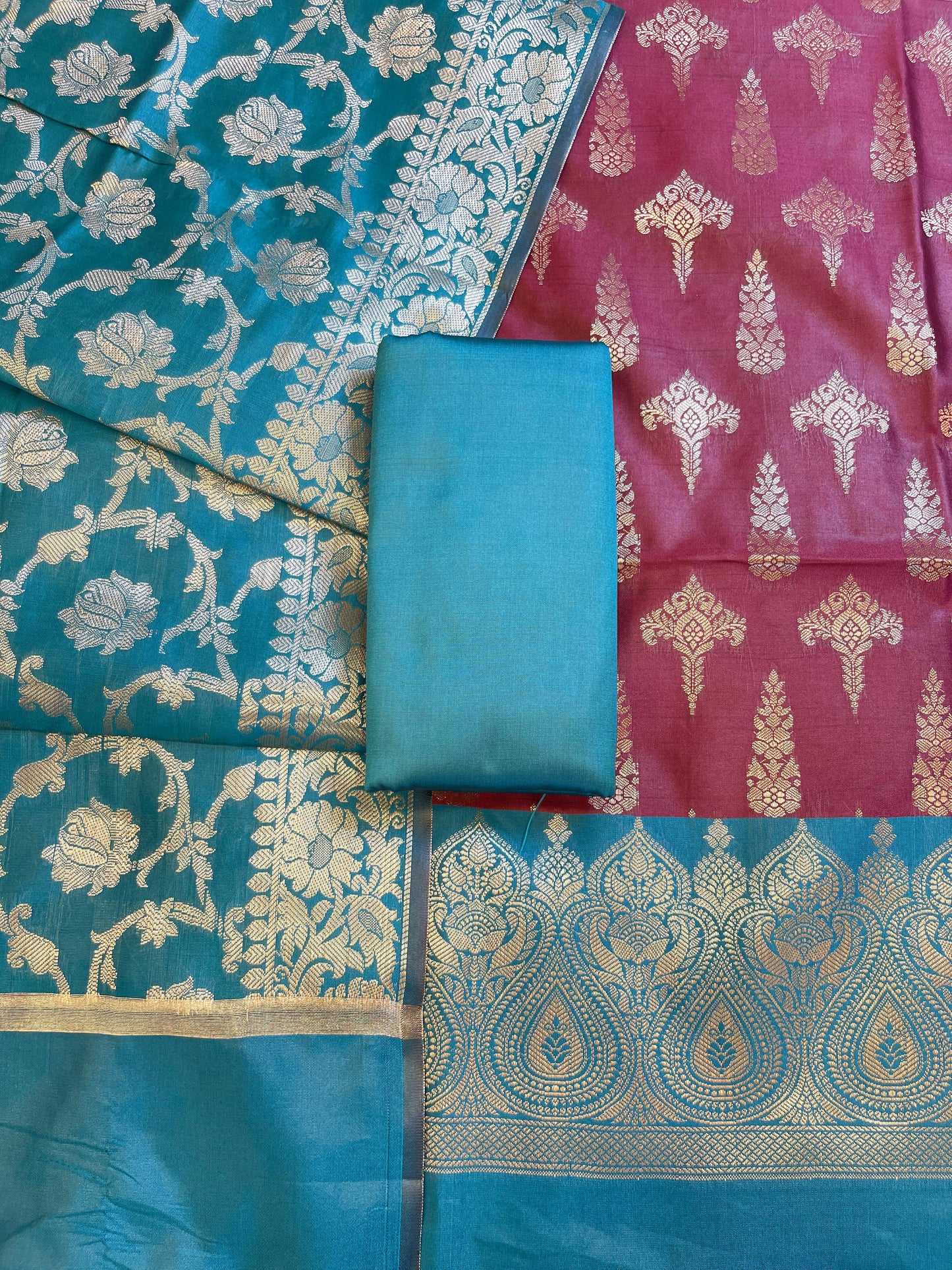 Maroon Art Silk Floral Zari Booti Contrast Banarasi Suit with Seagreen Dupatta 625AJ_TPT26