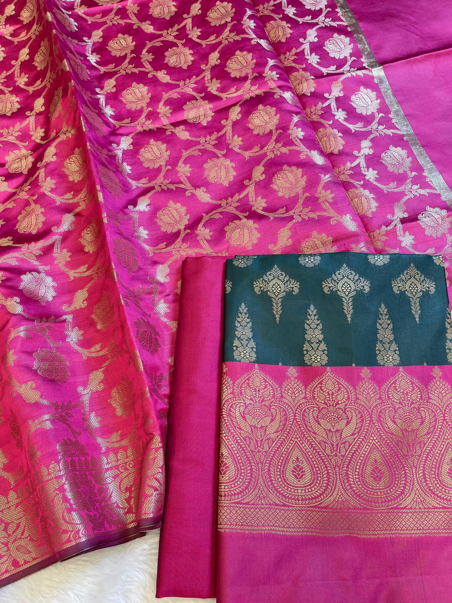 Darkgreen Art Silk Floral Zari Booti Contrast Banarasi Suit with Magenta Dupatta 625AJ_TPT27