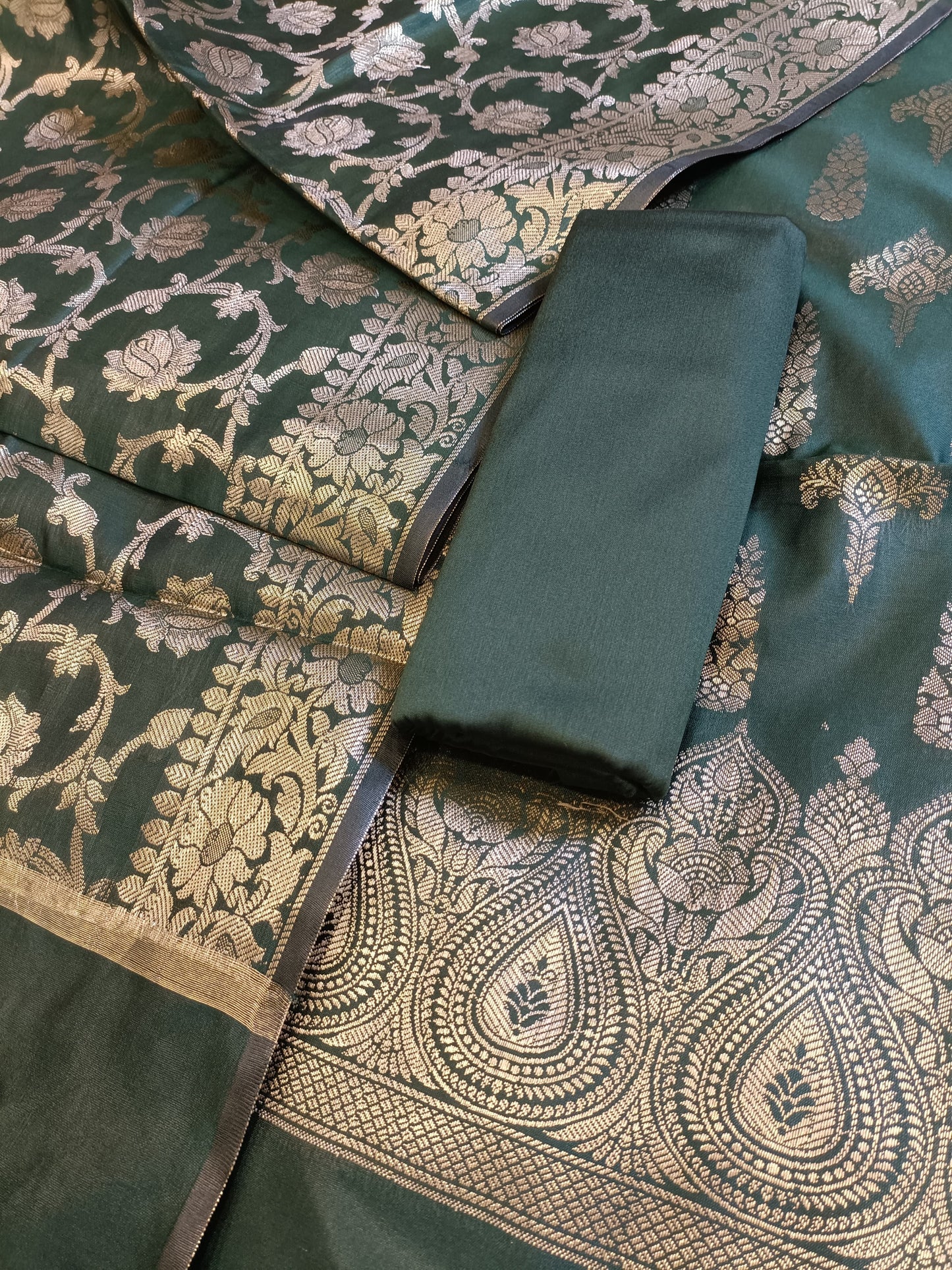 Darkgreen Tapeta Silk Floral Dual Zari Booti with Zari Jaal Dupatta Banarasi Suit  625AJ_TPT74