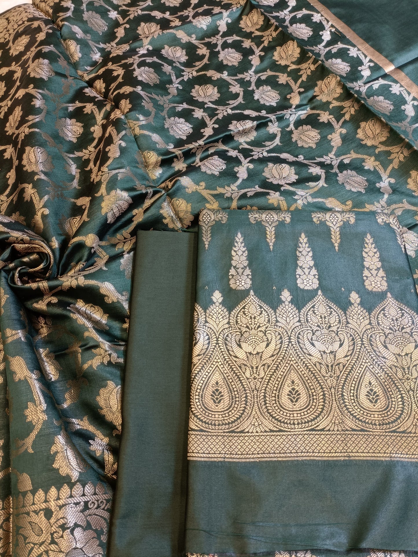 Darkgreen Tapeta Silk Floral Dual Zari Booti with Zari Jaal Dupatta Banarasi Suit  625AJ_TPT74