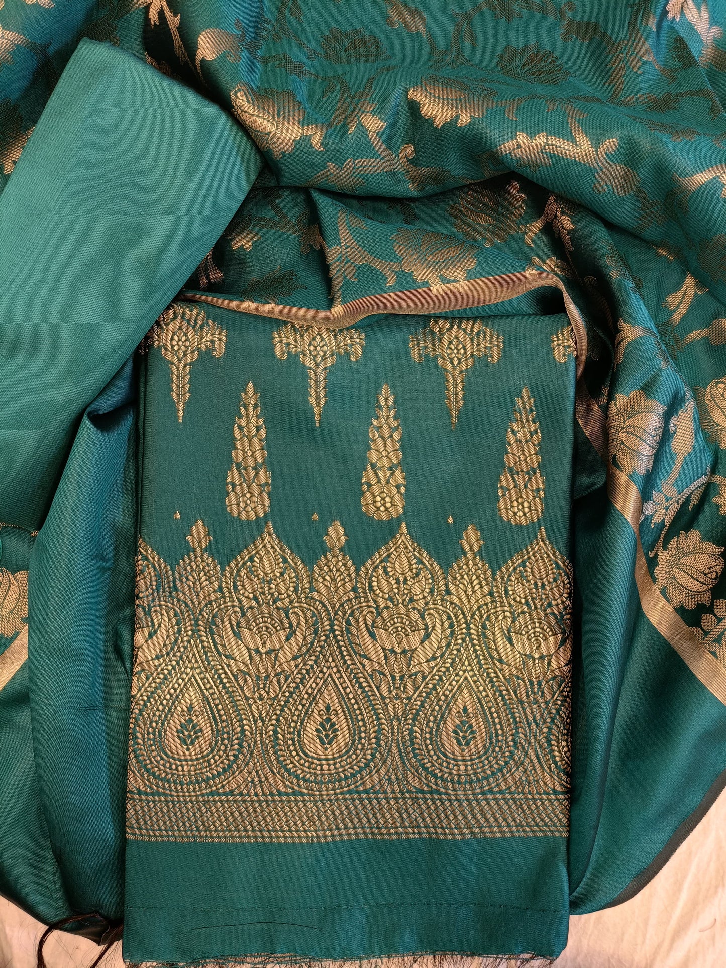 Seagreen Tapeta Silk Floral Dual Zari Booti with Zari Jaal Dupatta Banarasi Suit  625AJ_TPT76