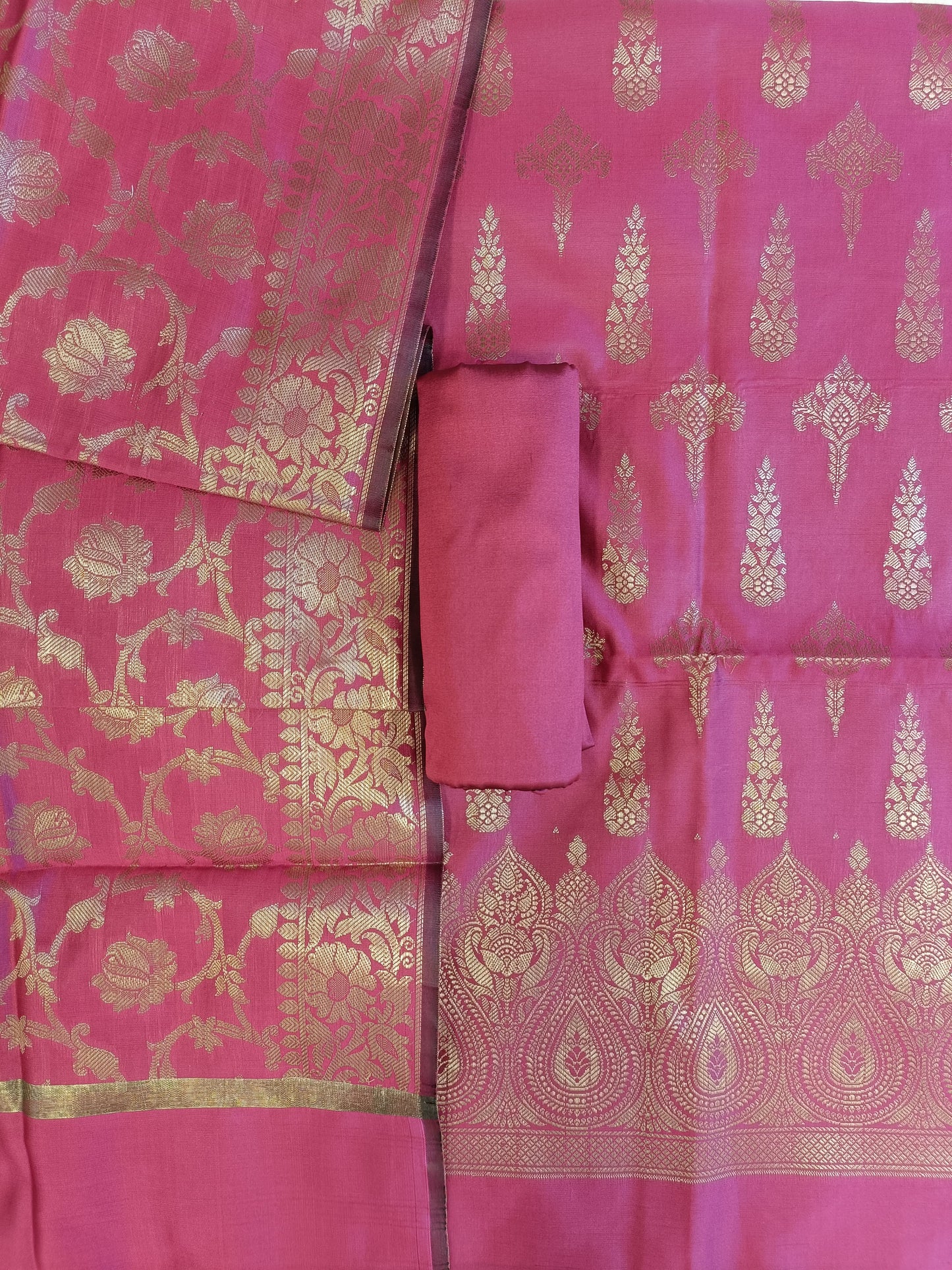 Magenta Tapeta Silk Floral Dual Zari Booti with Zari Jaal Dupatta Banarasi Suit  625AJ_TPT78