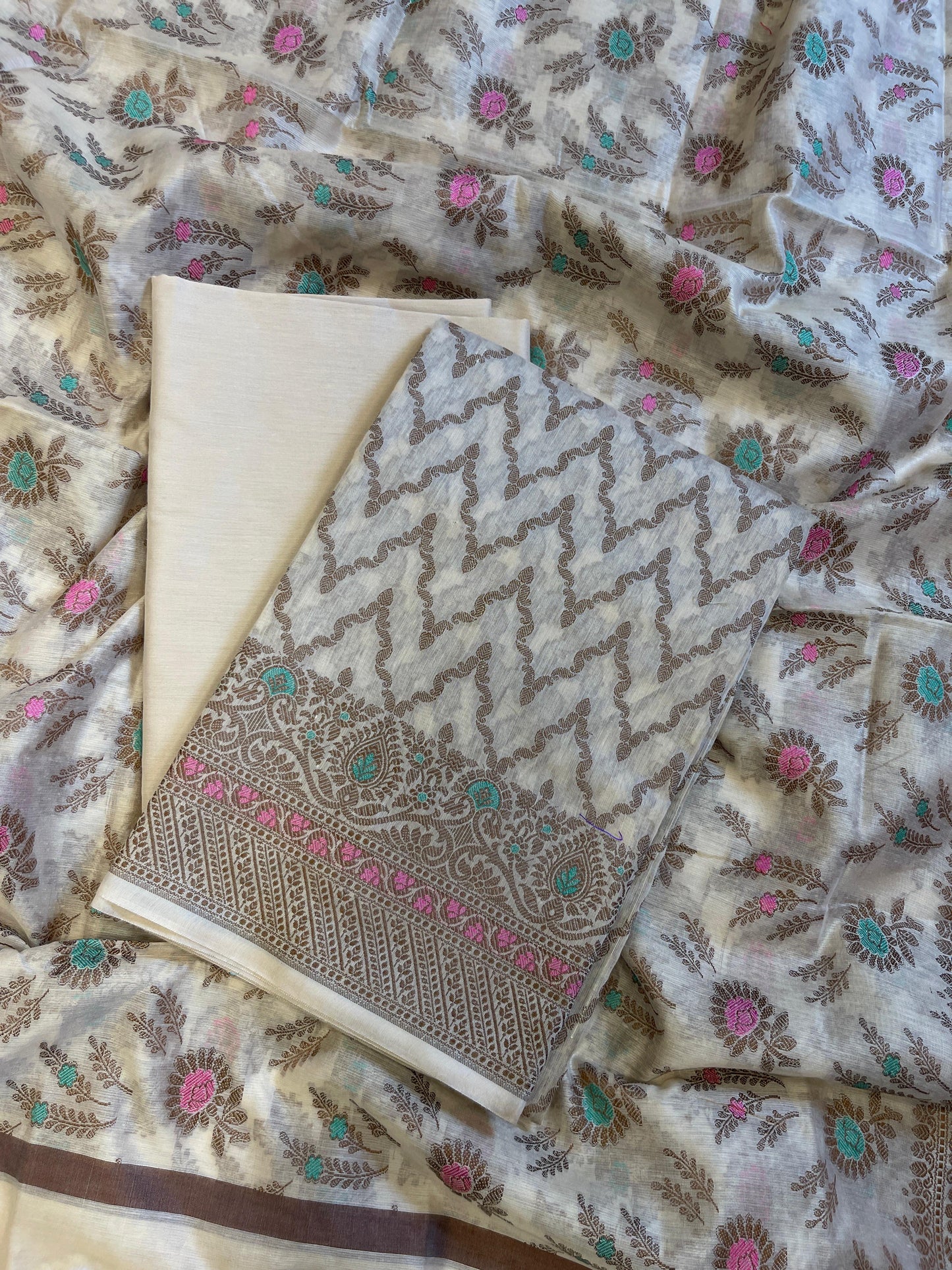 Beige Cotton Resham Zari Zig-Zag Banarasi Suit 625SHL_CT27