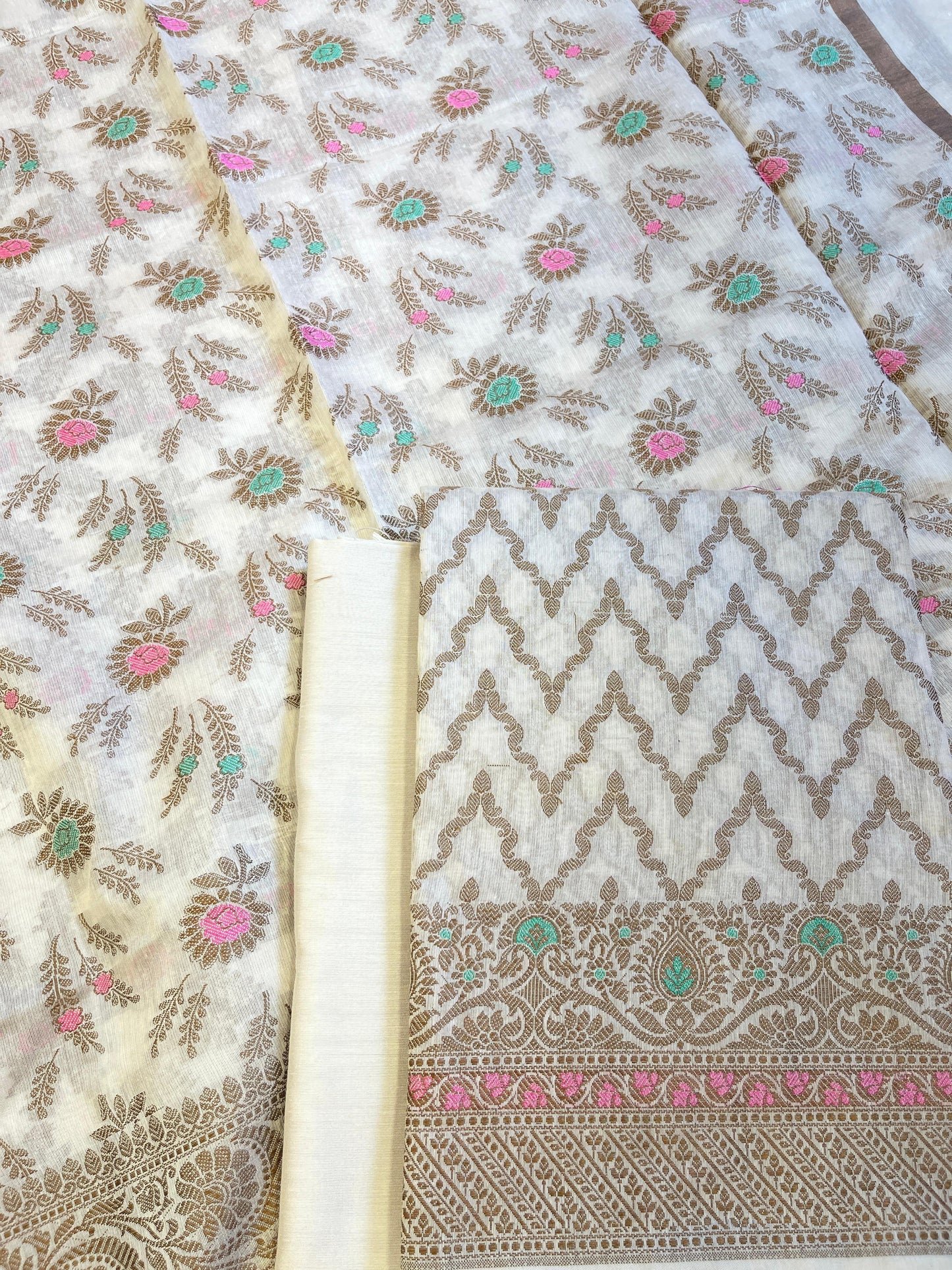 Light Yellow Cotton Resham Zari Zig-Zag Banarasi Suit 625SHL_CT29