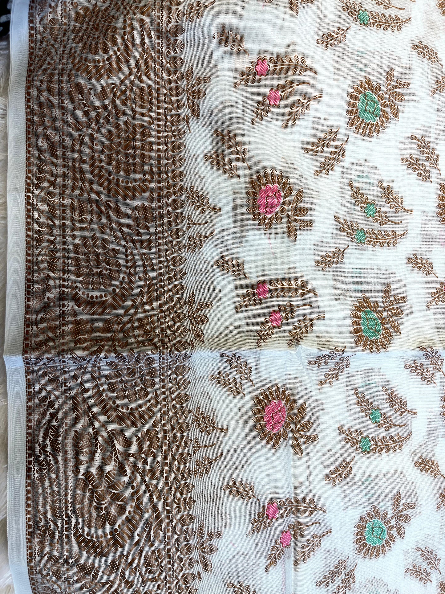 Off white Cotton Resham Zari Zig-Zag Banarasi Suit 625SHL_CT31
