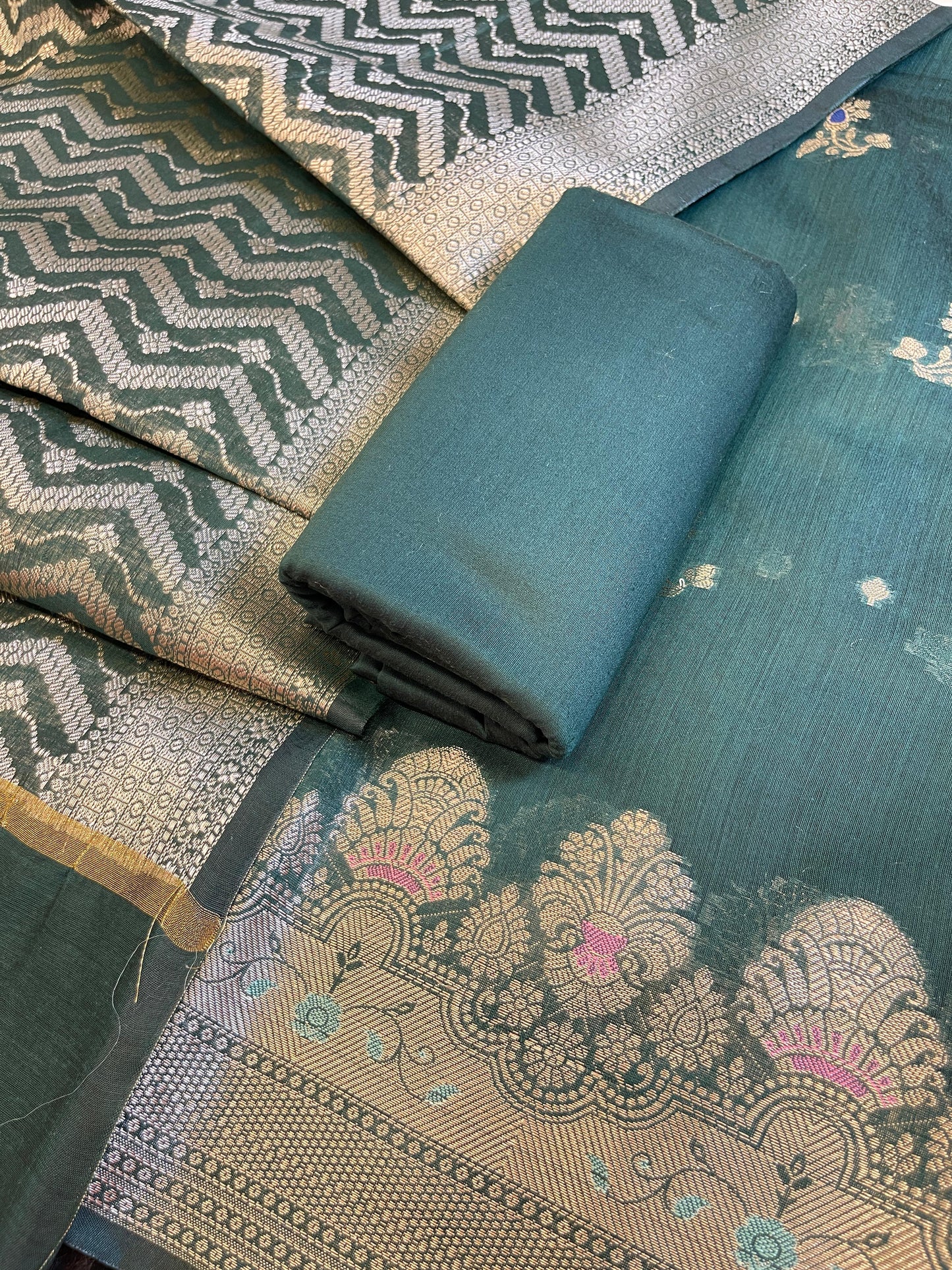 Dark Green Cotton Resham Minakari Floral Zari Booti Banarasi Suit  625SHL_CT43
