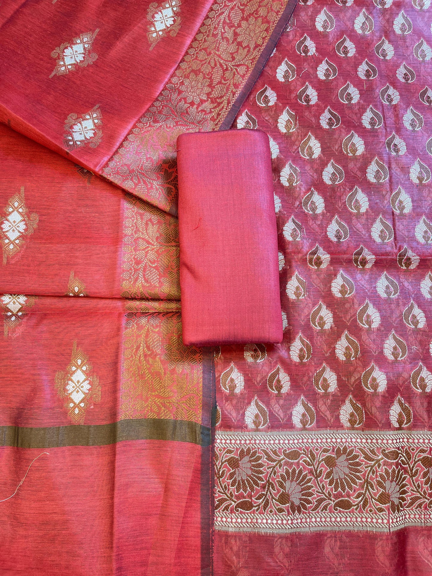 Red Cotton Floral Resham Mina Booti Banarasi 3 pcs Suit Set 700AJ_CT1