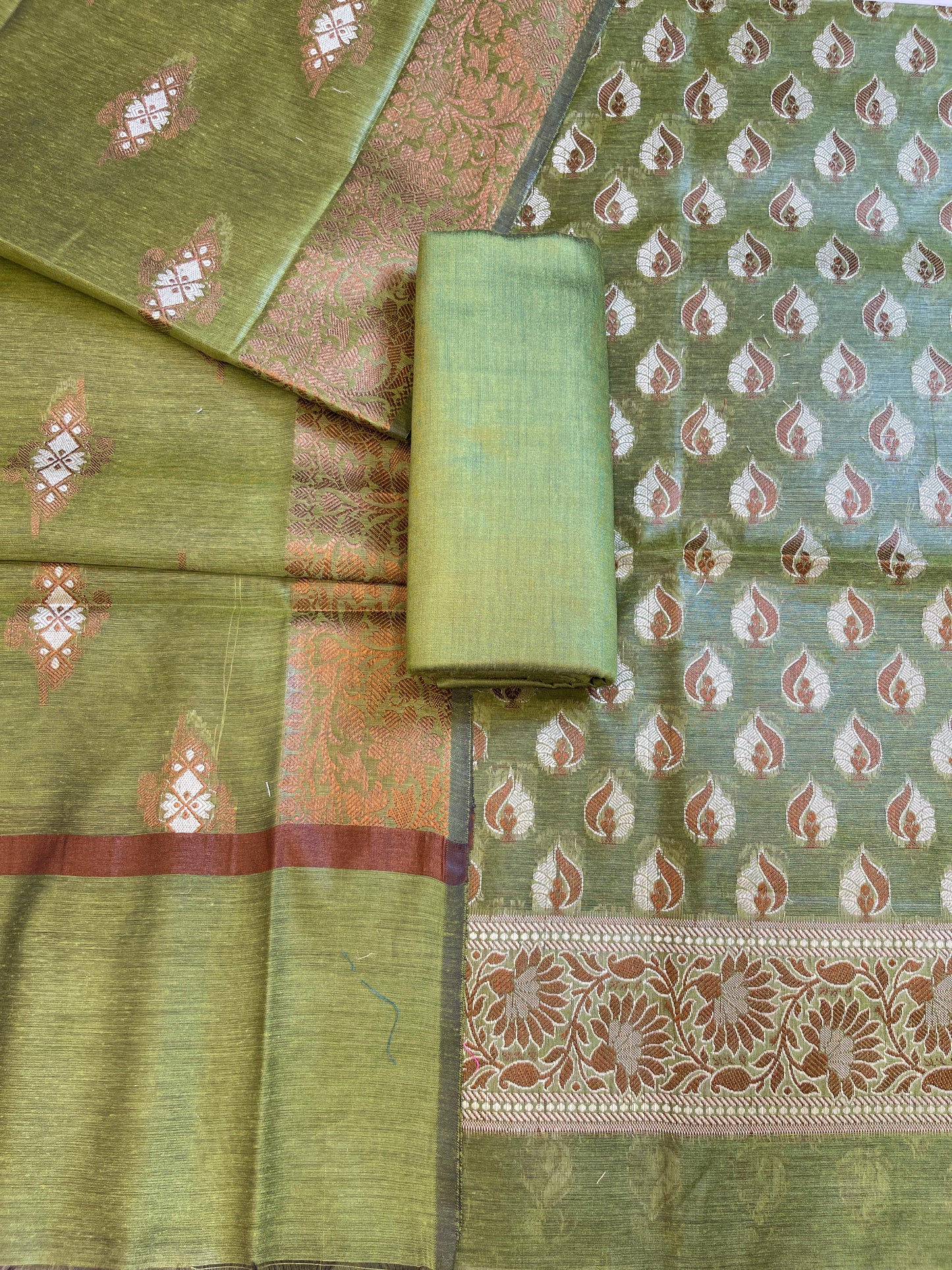 Green Cotton Floral Resham Mina Booti Banarasi 3 pcs Suit Set 700AJ_CT2