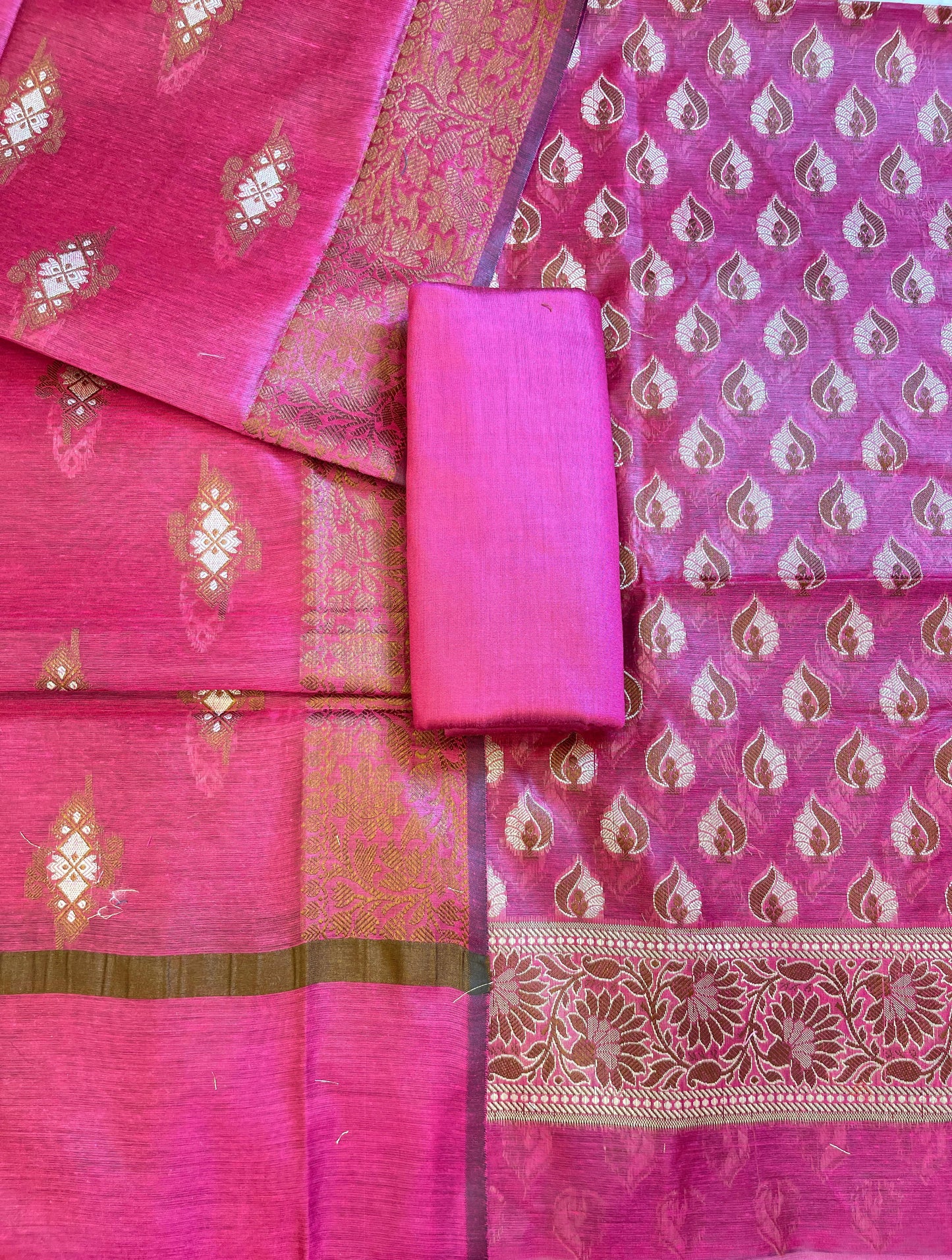 Magenta Cotton Floral Resham Mina Booti Banarasi 3 pcs Suit Set 700AJ_CT3