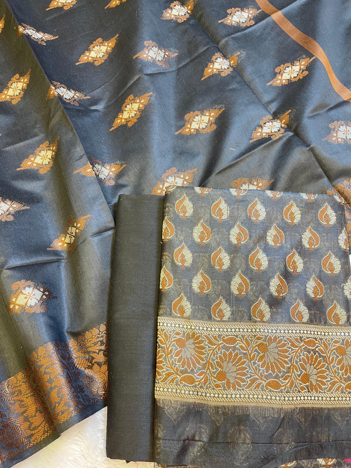 Black Cotton Floral Resham Mina Booti Banarasi 3 pcs Suit Set 700AJ_CT5