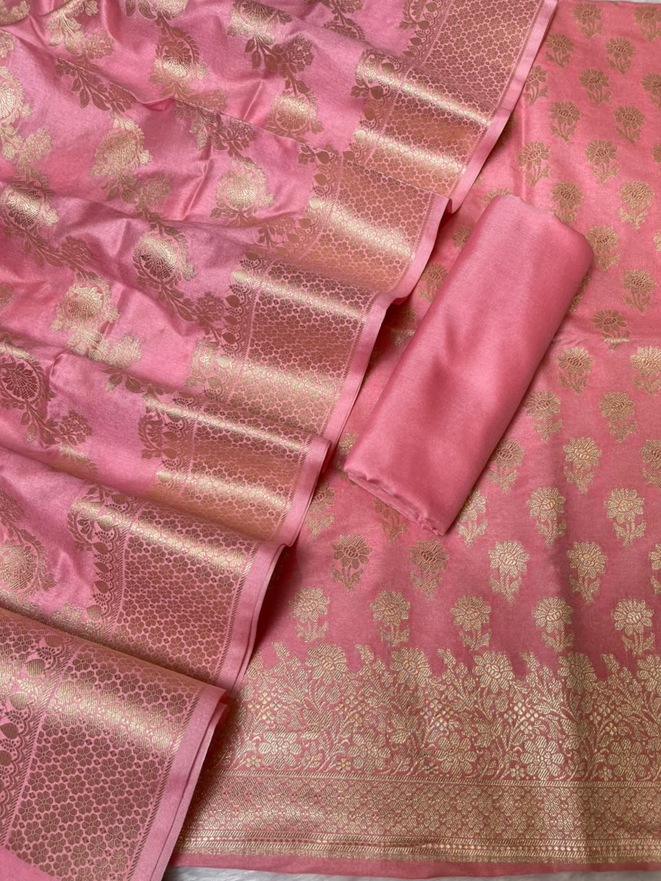 Peach Cotton Silk Floral Zari Booti Banarasi Suit with Leheriya Zari Jaal Dupatta 700ARS_TPS5