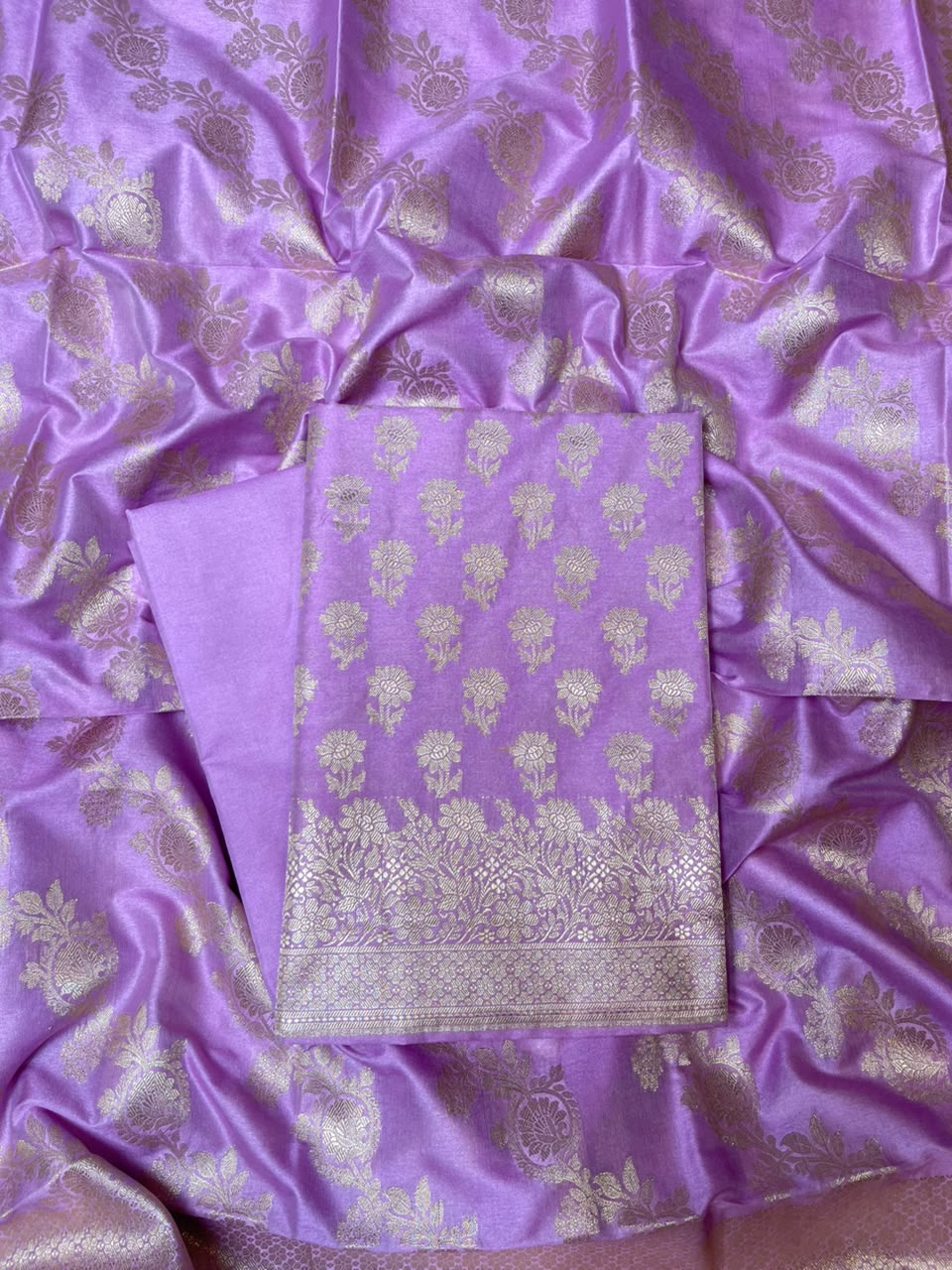 Lavander Cotton Silk Floral Zari Booti Banarasi Suit with Leheriya Zari Jaal Dupatta 700ARS_TPS6