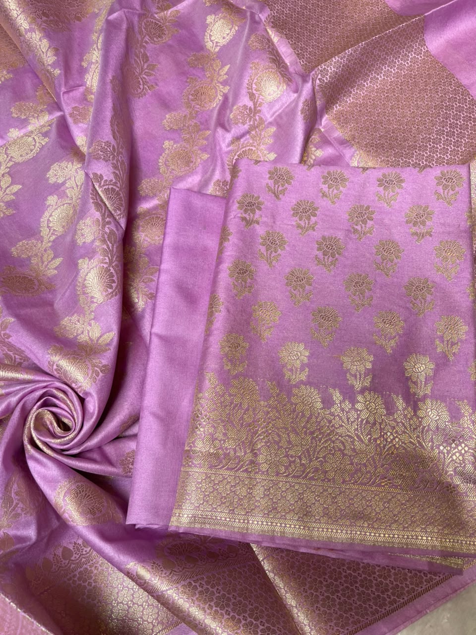 Lavander Cotton Silk Floral Zari Booti Banarasi Suit with Leheriya Zari Jaal Dupatta 700ARS_TPS6