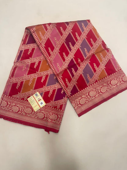 Faishana Pure Silk Handloom Red Rangkaat Diagonal Zari Color Block Kadhwa weaving Anchal Zari Border with Red Kadhwa Blouse Banarasi Saree