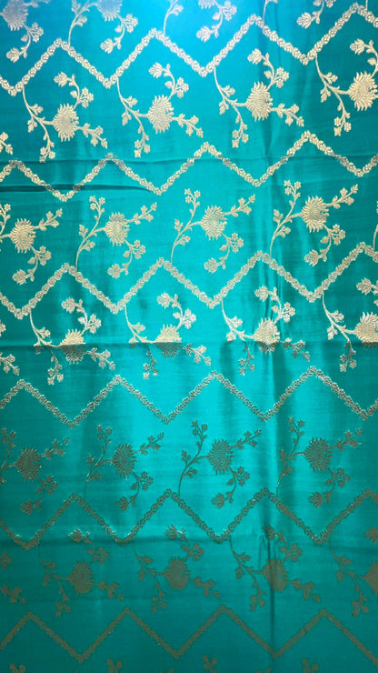 Oceanic Elegance: Faishana's Pure Silk Handloom Sea Green Pure Chiniya Silk Tilfi Zari Jaal Zig-Zag Saree with Minakari Zari Border with Sea Green Blouse Piece