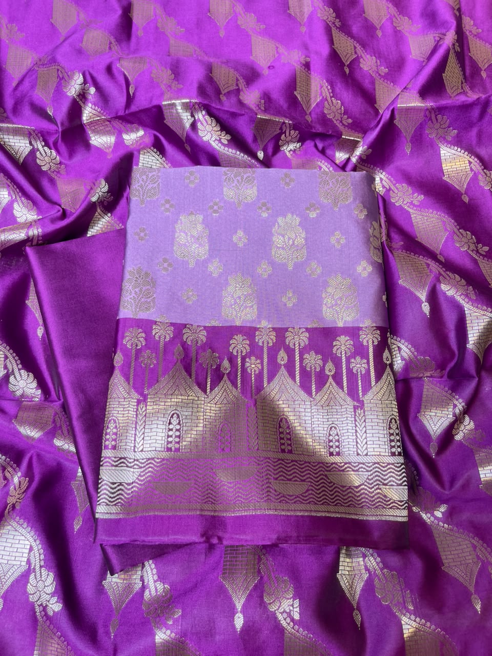 Lavander Katan Silk Floral Zari Boota Contrast Purple Ghat Border Banarasi Suit and Aada Jaal Dupatta 800ARS_KSG5