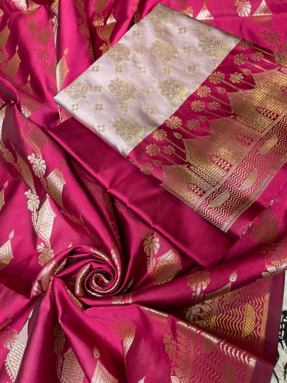 Light Mauve Katan Silk Floral Zari Boota Contrast Pink Ghat Border Banarasi Suit and Aada Jaal Dupatta 800ARS_KSG6