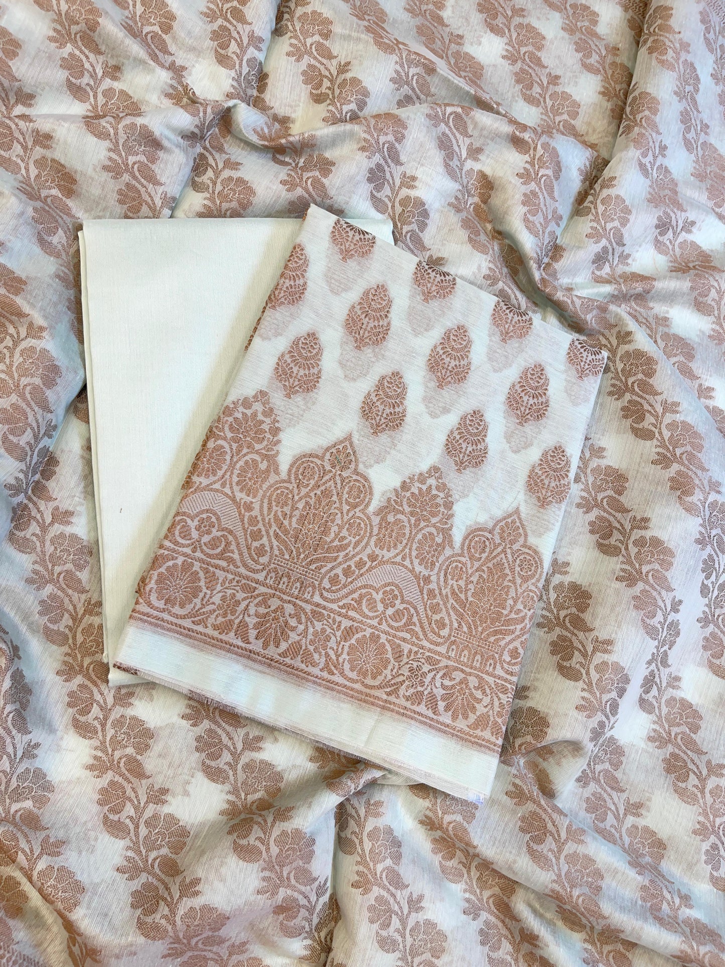 Off white Cotton Floral Resham Zari Booti Banarasi Suit 800SHL_PV7