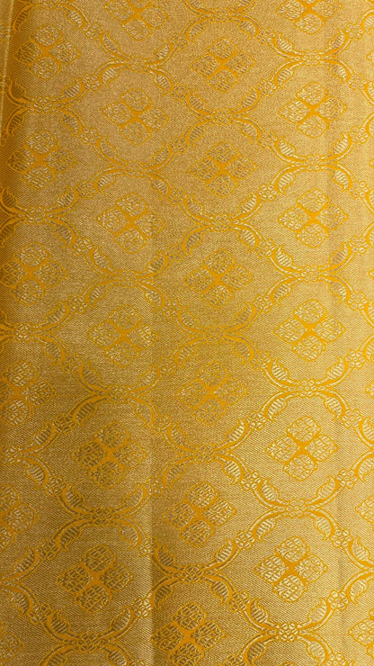 Golden Elegance: Faishana's Exquisite Pure Silk Handloom Gold Chiniya Silk Zari Tilfi Jaal Zig-Zag Saree with Minakari Zari Border and Gold Blouse