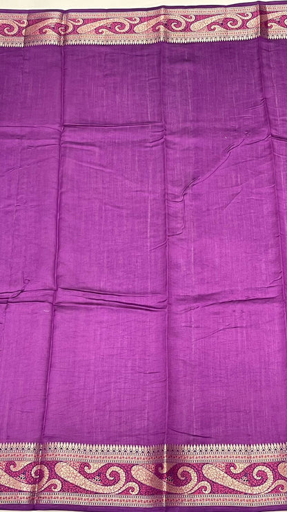 Regal Elegance: Faishana's Pure Silk Handloom Purple Chiniya Silk with Gold Zari Booti Tilfi Anchal and Tilfi Zari Border Paired with Exquisite Purple Blouse Piece