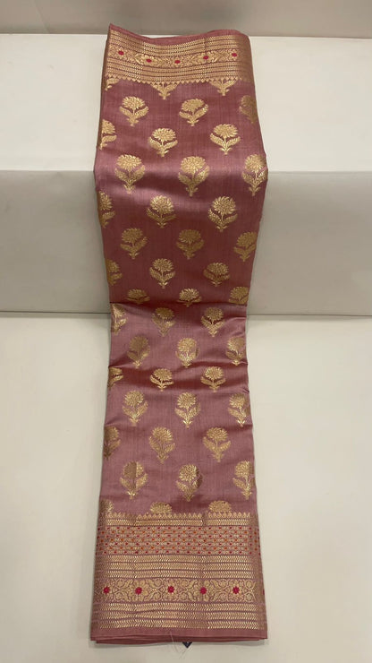 Regal Elegance: Faishana's Pure Silk Handloom Muave Chiniya Silk Gold Floral Zari Booti with Minakari Zari Border Saree and Mauve Blouse