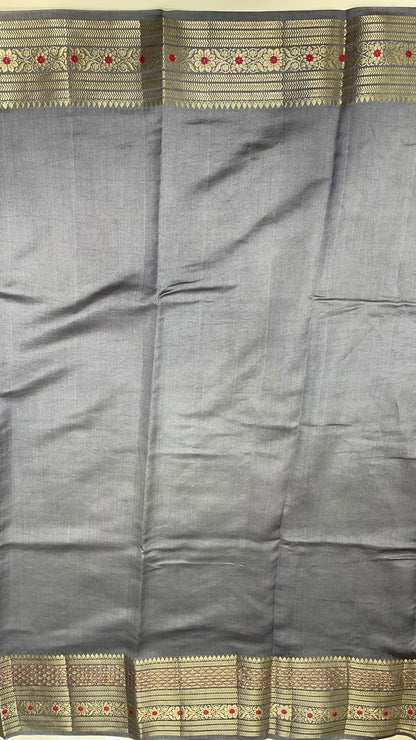 Exquisite Elegance: Faishana's Pure Silk Handloom Grey Chiniya Silk with Gold Zari Floral Booti & Grey Blouse
