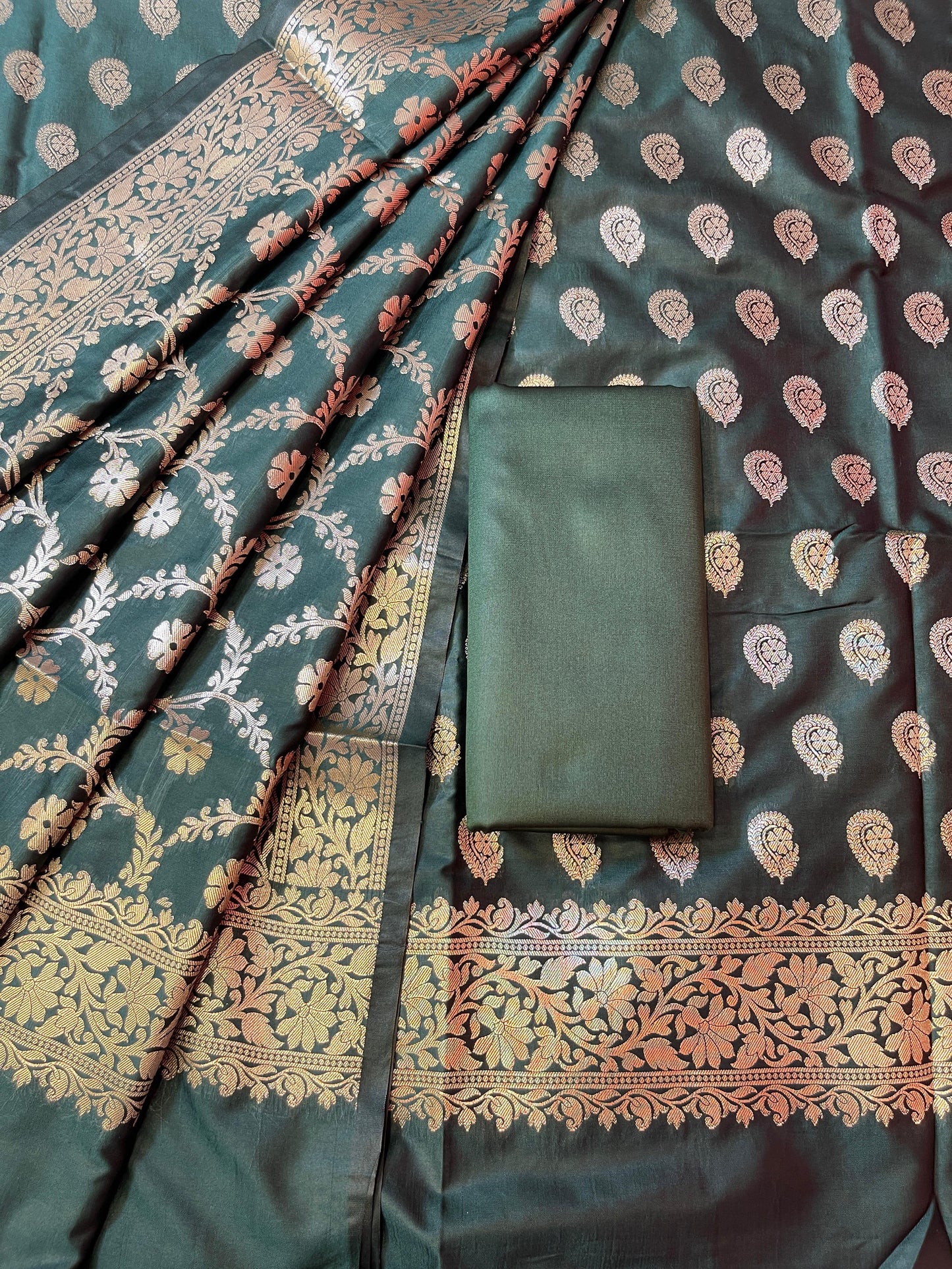 Dark Green Semi Silk Floral Zari Booti Banarasi 3 pcs Suit Set 900AJ_SK19