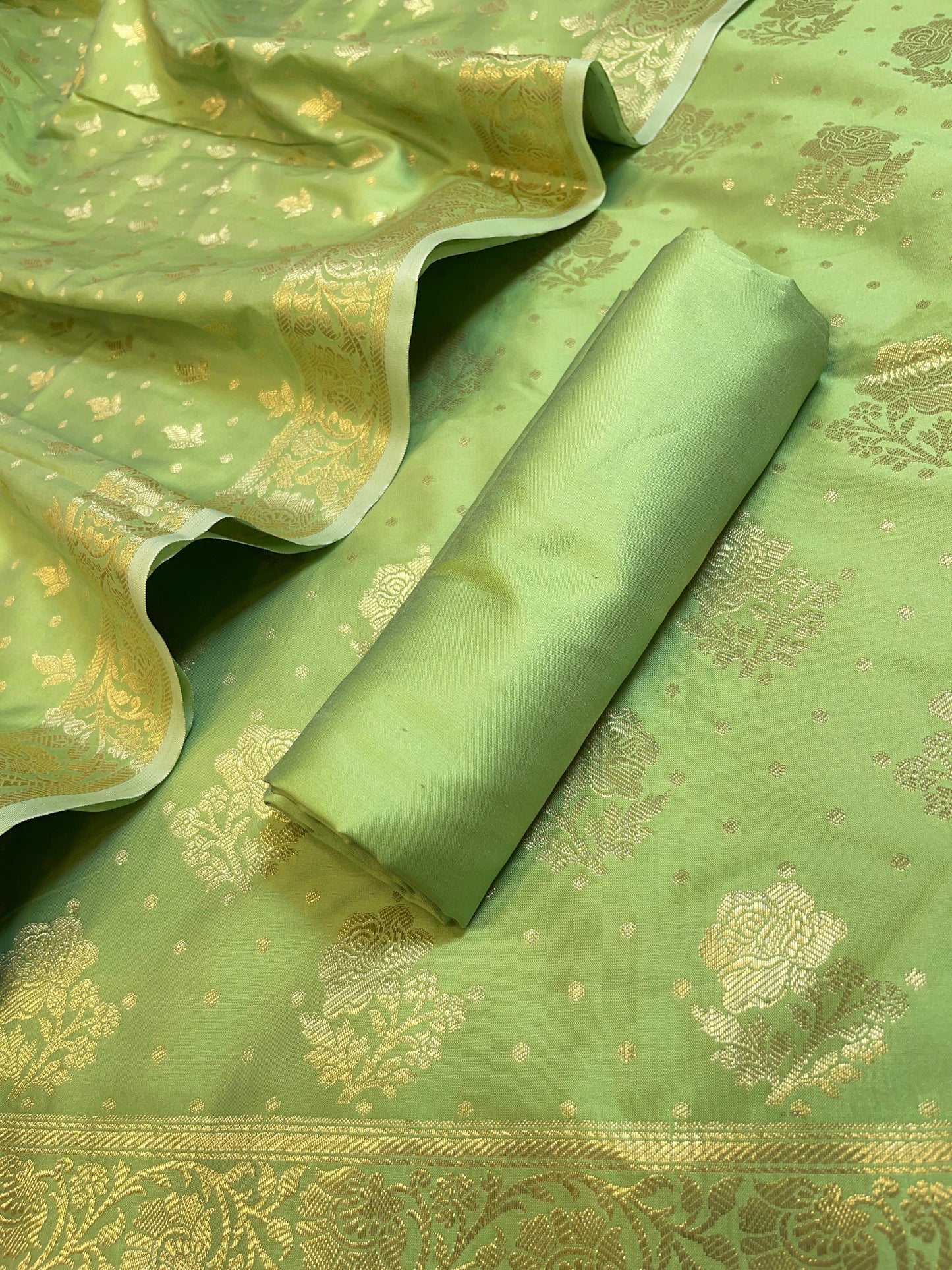 Pista green Semi Silk Floral Rose Booti Banarasi Suit 900AJ_SSLK13