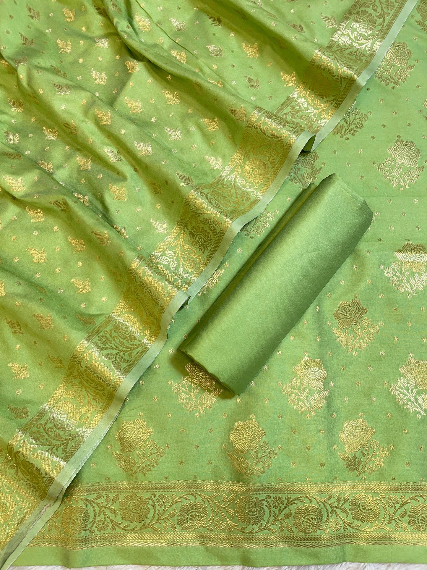 Pista green Semi Silk Floral Rose Booti Banarasi Suit 900AJ_SSLK13