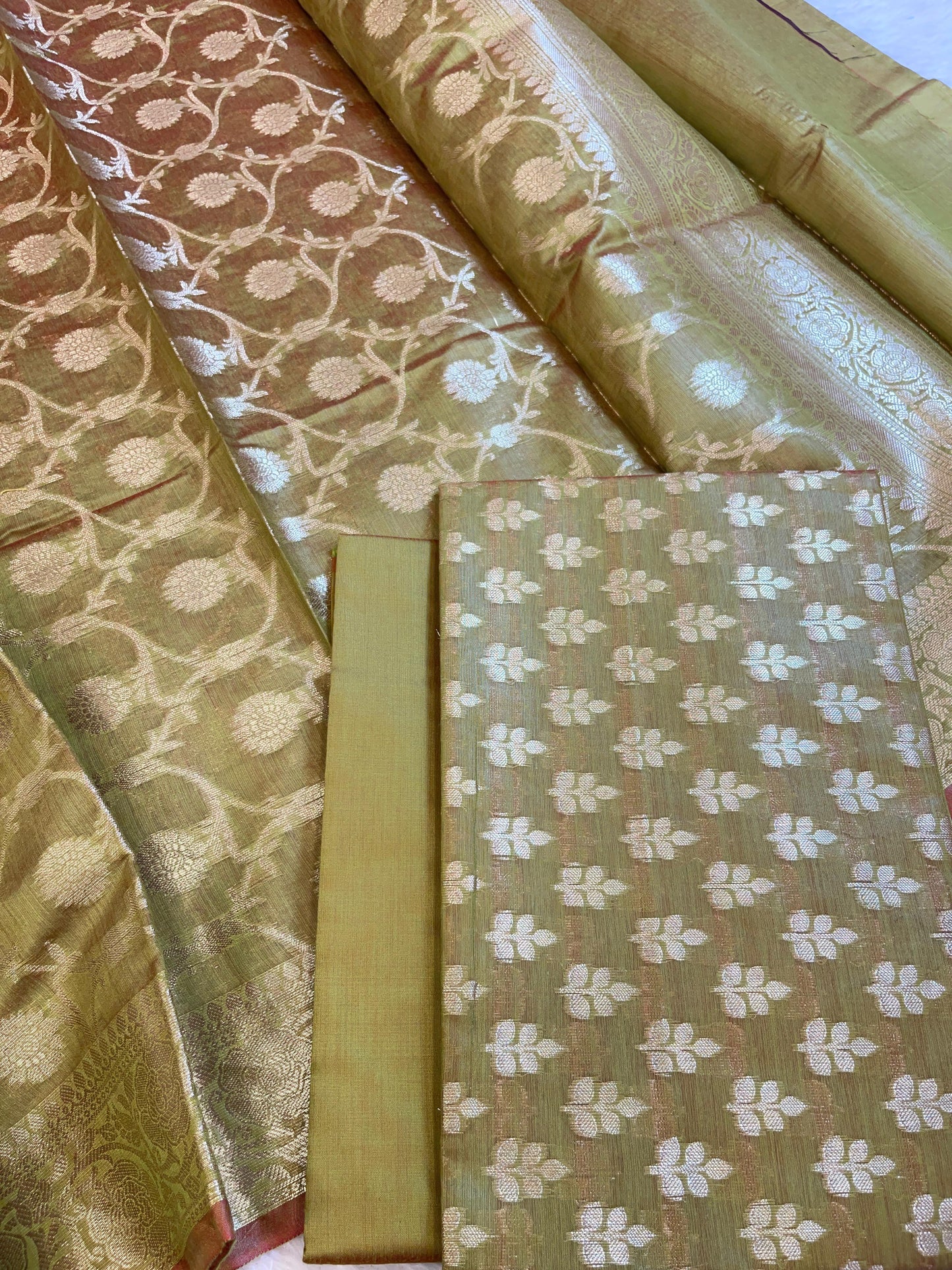 Olive Green Cotton Leaf Zari Booti Banarasi Suit 950SHL_CT4