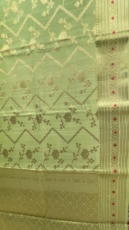 Faishana Presents: Exquisite Pure Silk Handloom Pistachio Chiniya Silk Tilfi Zari Jaal Zig-Zag Banarasi Saree with Minakari Zari Border & Matching Blouse Piece