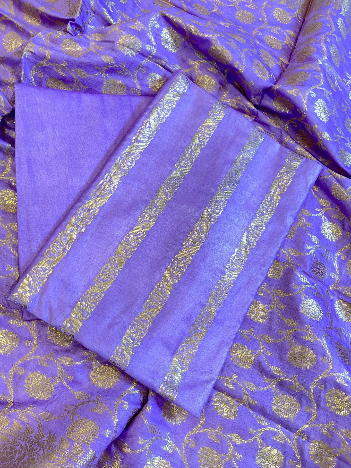 Lavender Cotton Dyable Floral Zari Stripe Banarasi Suit 950SHL_CS4