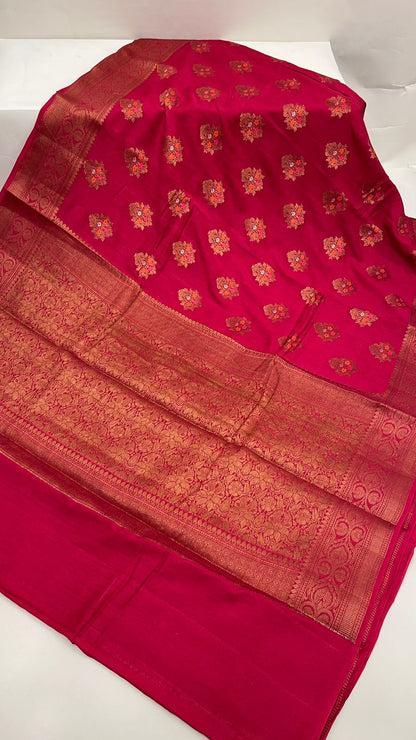 Timeless Elegance: Faishana Pure Silk Handloom Red Munga Silk Minakari Zari Booti Banarasi Saree with Small Zari Border & Red Blouse