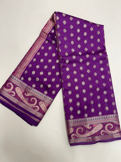 Regal Elegance: Faishana's Pure Silk Handloom Purple Chiniya Silk with Gold Zari Booti Tilfi Anchal and Tilfi Zari Border Paired with Exquisite Purple Blouse Piece