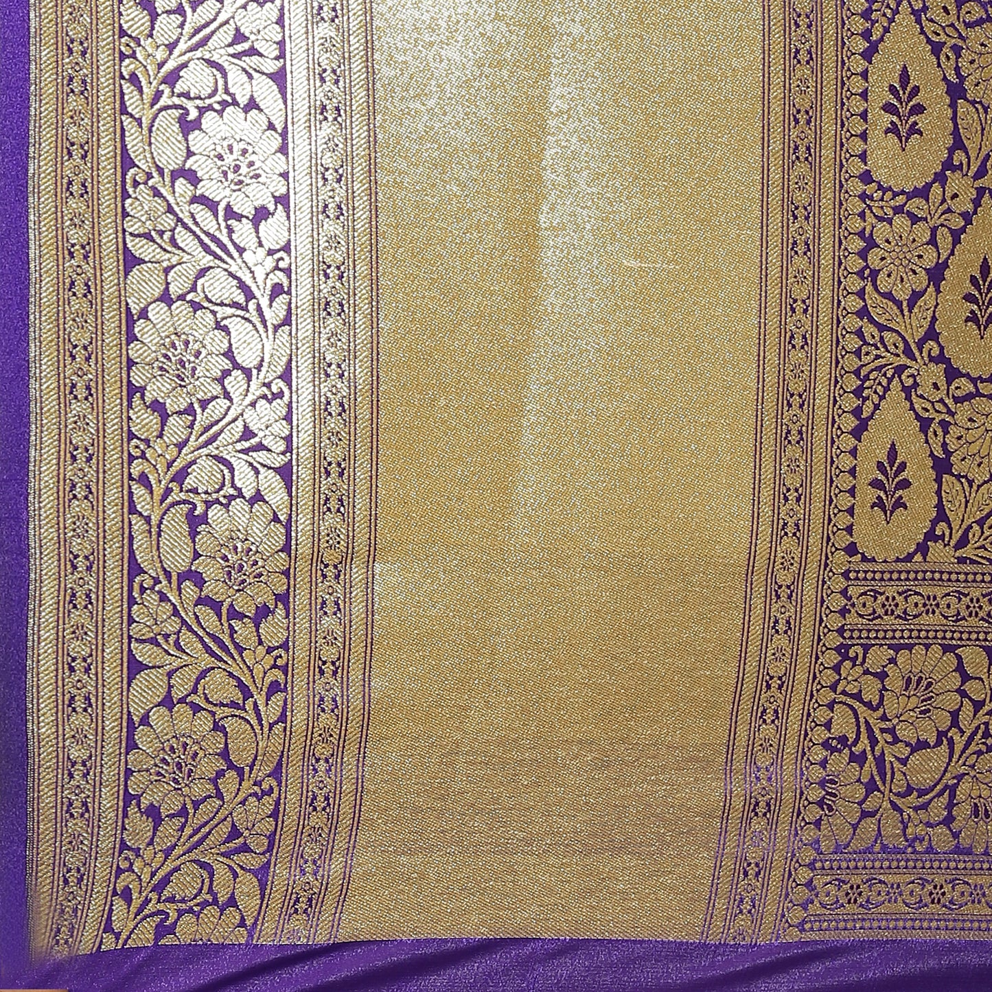Faishana Presents Torquoise Blue Mughal Motif Satin Silk Skirt Kadiyal Blue Border with Blouse Blouse Banarasi Saree