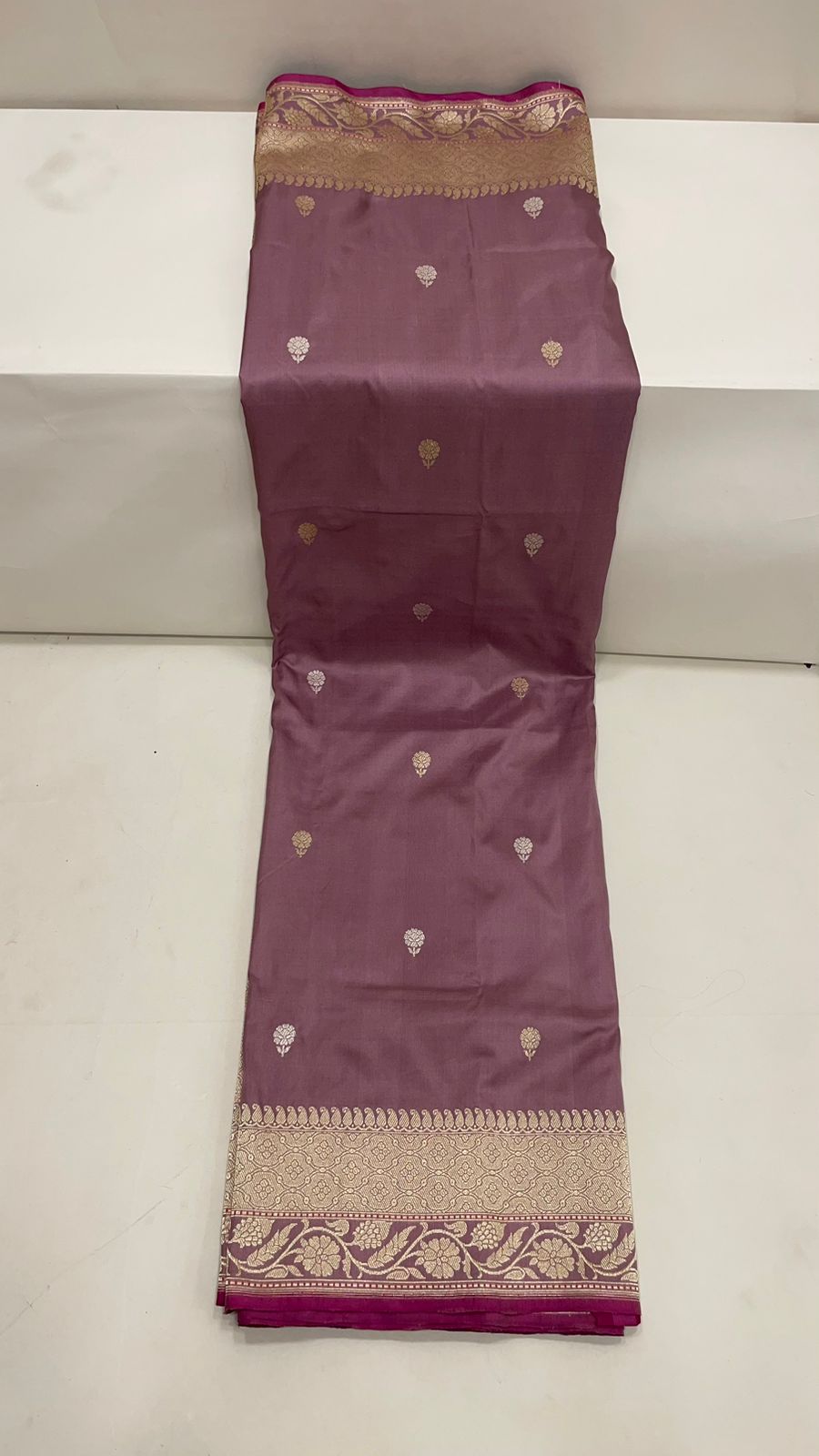 Faishana Pure Silk Handloom Mauve Katan Silk Kadhwa Sona Rupa Floral Zari Booti with Kadhwa Gold Floral Zari Anchal and Golden Stripe Mauve Blouse