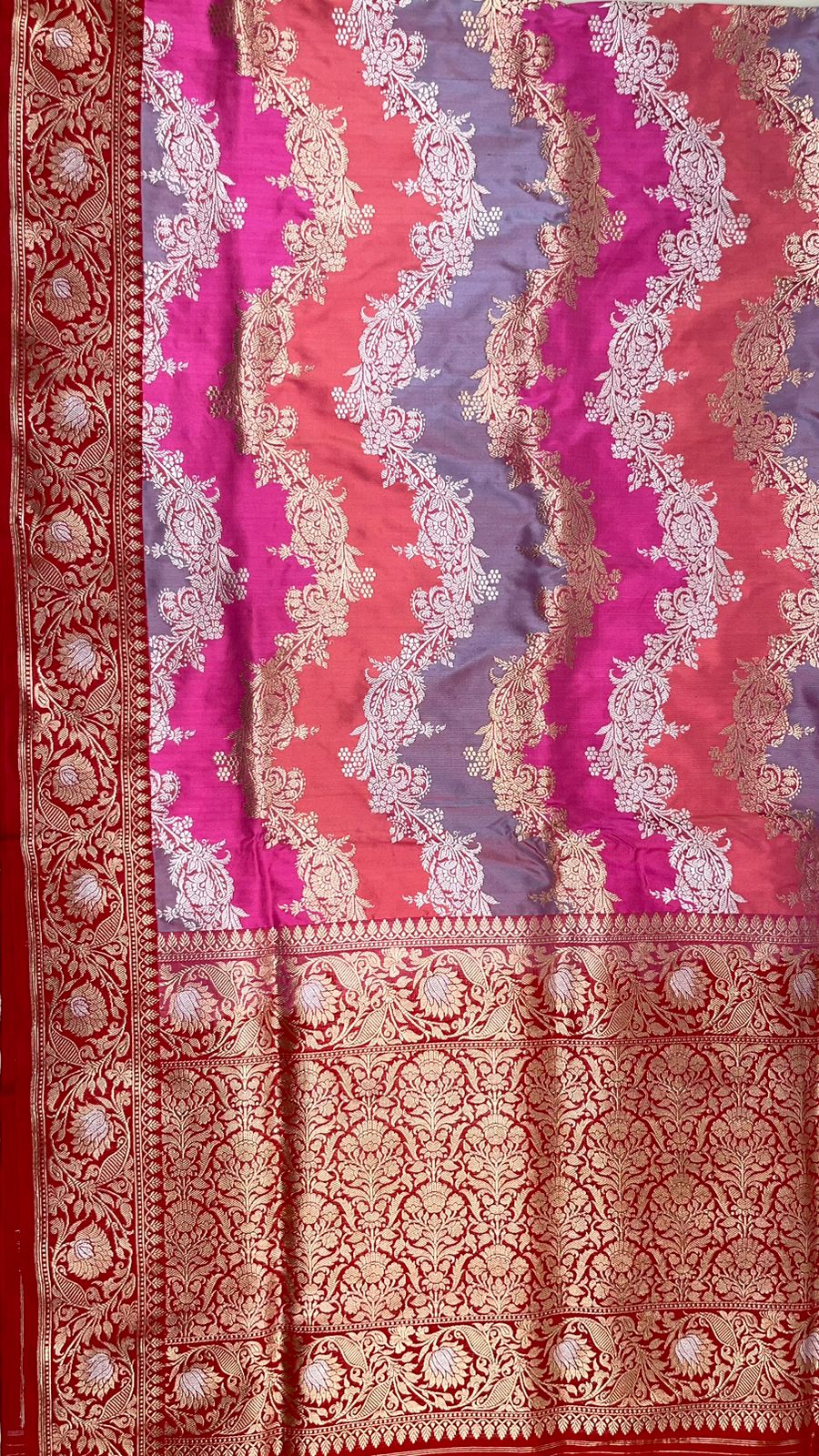 Essence of Tradition: Faishana Pure Handloom Katan Silk Rang kaat Golden Silver Zari Katan Silk Saree with Kadhwa Jungla Honey Bee Booti Blouse