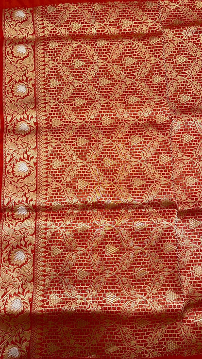 Essence of Tradition: Faishana Pure Handloom Katan Silk Rang kaat Golden Silver Zari Katan Silk Saree with Kadhwa Jungla Honey Bee Booti Blouse