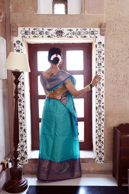 Faishana Presents Turquoise Blue Resham Brocade Contrast Blue Zari Pattu Border Banarasi Saree