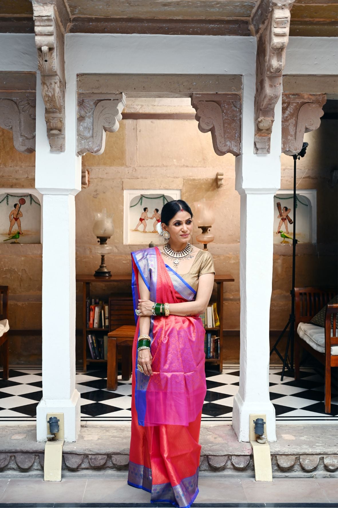 Faishana Presents Light Red Resham Brocade Contrast Turqouise Blue Zari Pattu Border Banarasi Saree