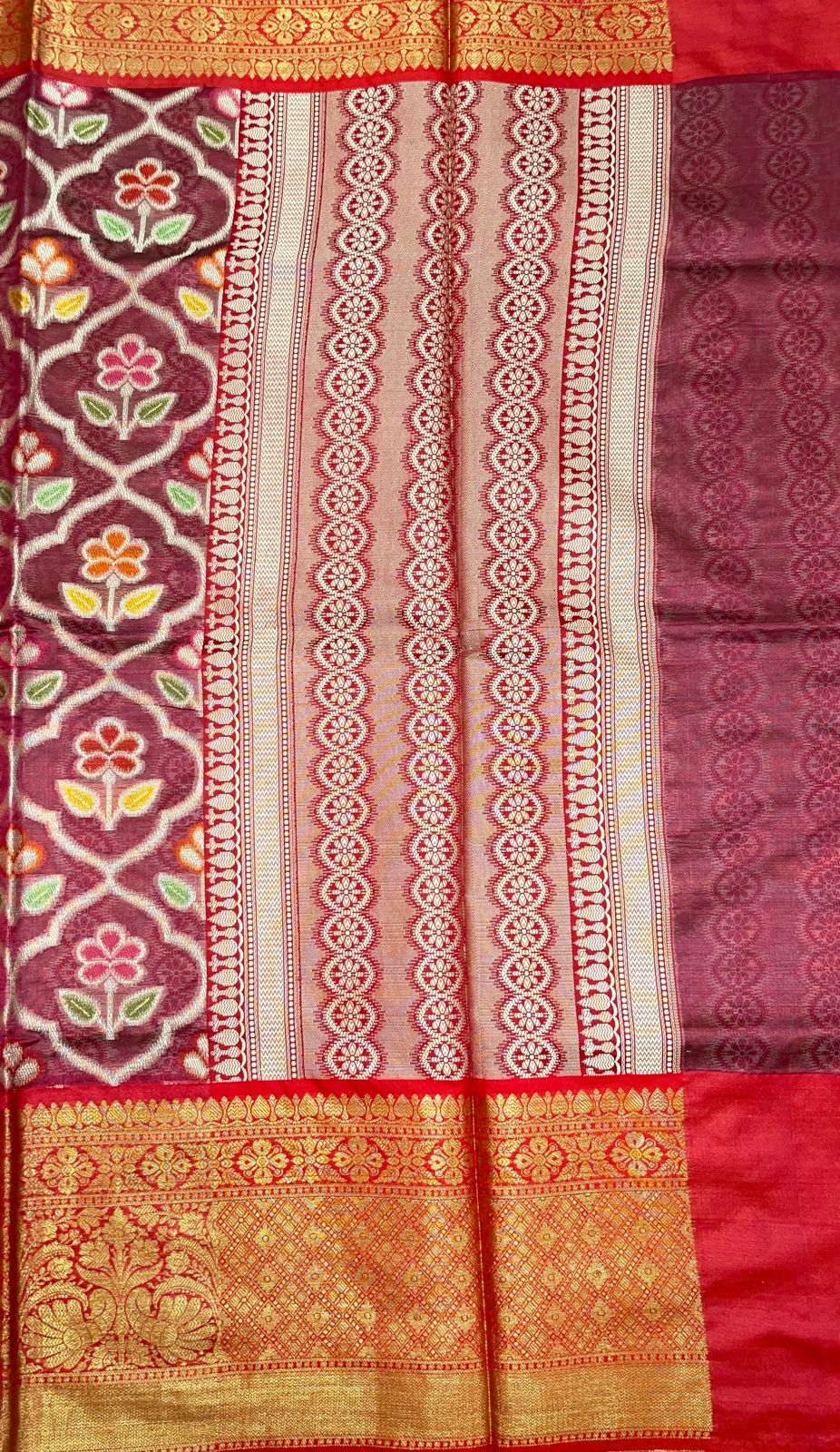 Magenta Art Silk Banarasi Sarees For Women GEASF_21