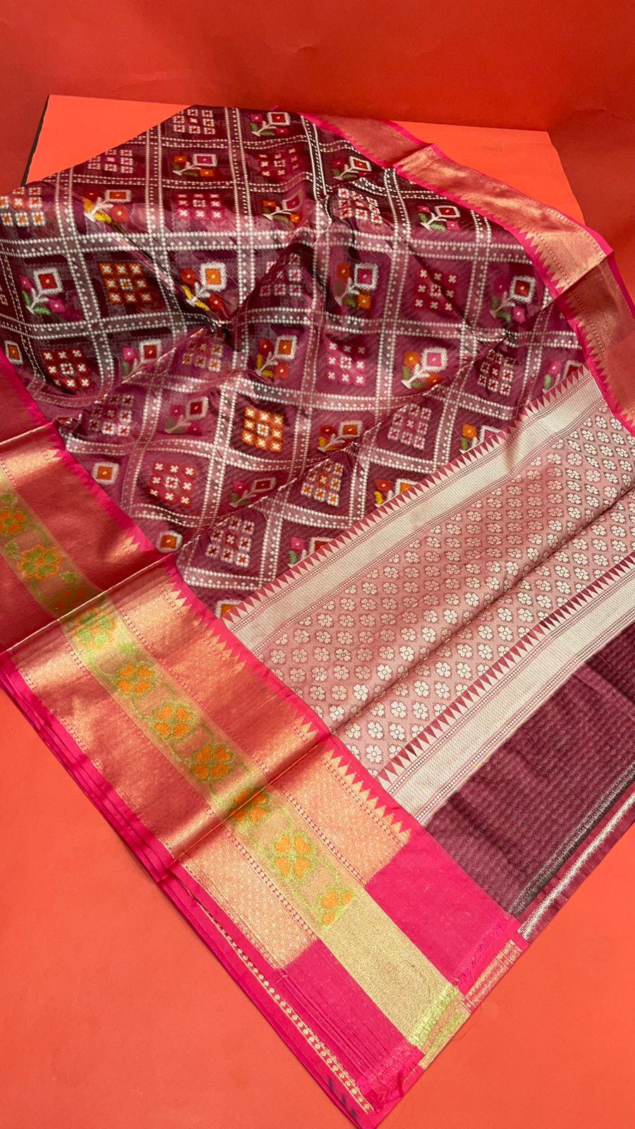 Magenta Art Silk Banarasi Sarees For Women GEASF_26