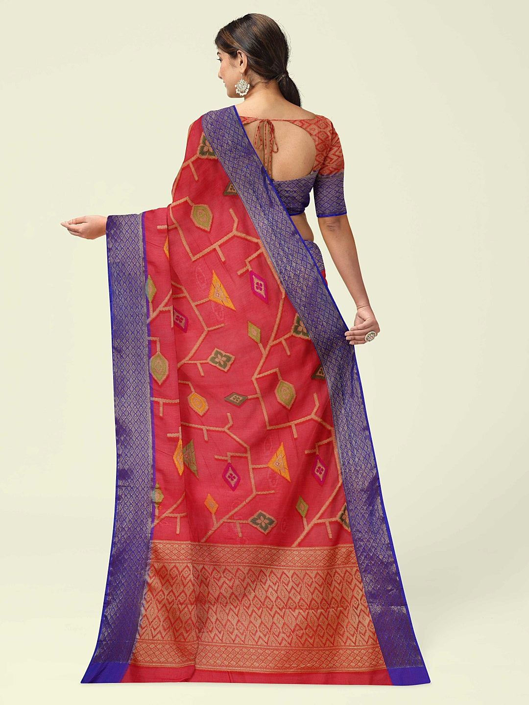 Faishana Presents Red Cotton Geometrical Pattern With Blue Border And Red Blouse Banarasi Saree